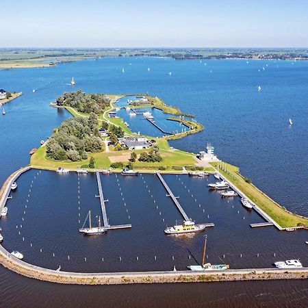 Welcome In - Houseboat 'Elysium' Met Eigen Aanlegsteiger Sneek - Offingawier المظهر الخارجي الصورة